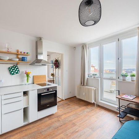 Bright Charming Apt With Terrace, Parking & Airco. Prague Exterior photo