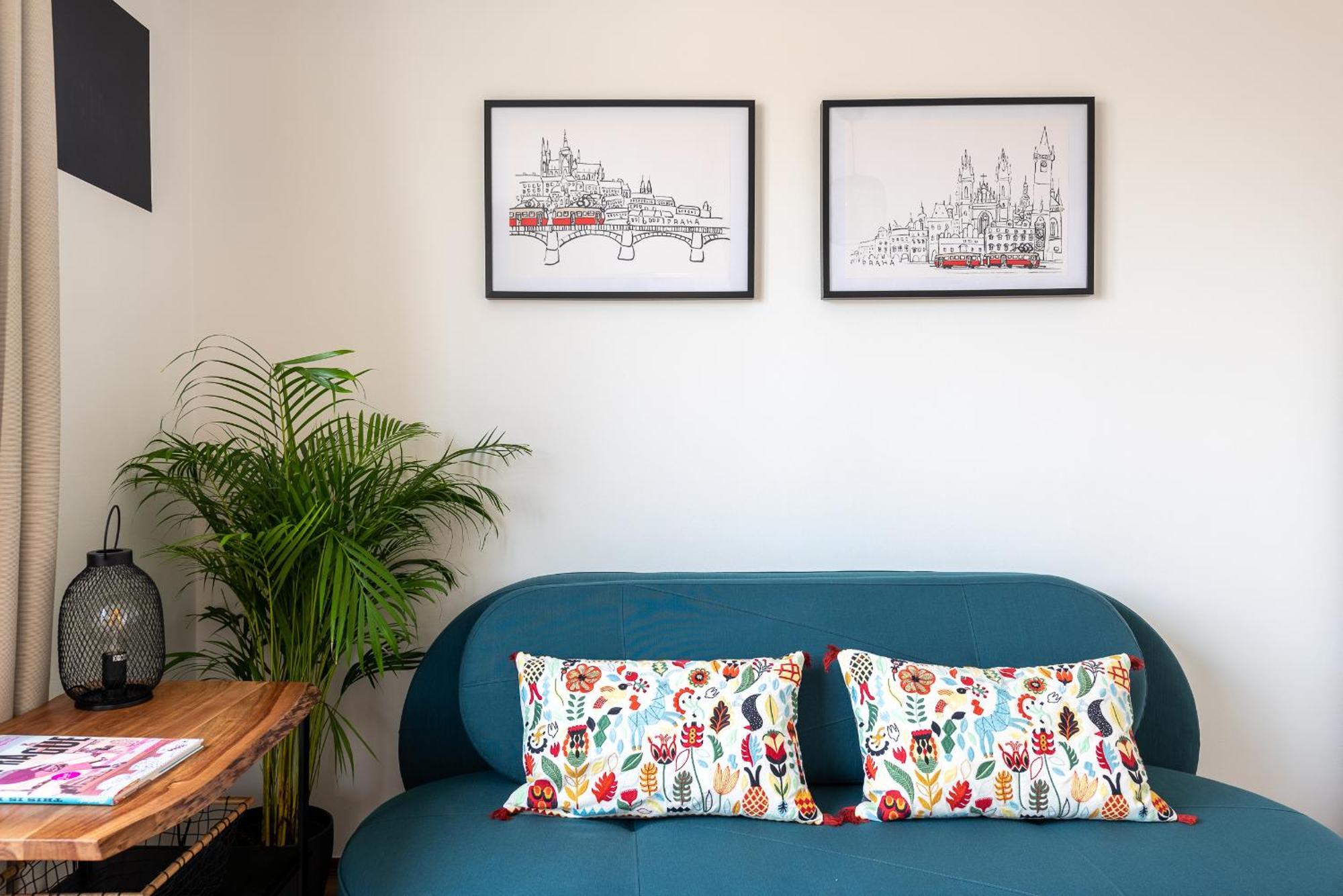 Bright Charming Apt With Terrace, Parking & Airco. Prague Exterior photo