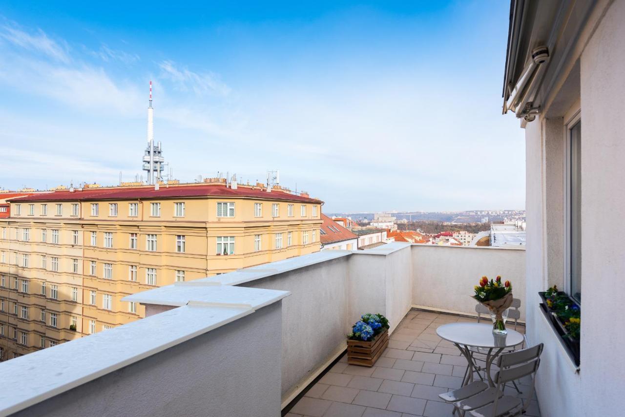 Bright Charming Apt With Terrace, Parking & Airco. Prague Exterior photo